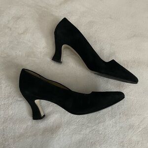 Vintage Nine West Women’s Classic Black Suede Heels 3 inch 7.5N size Used